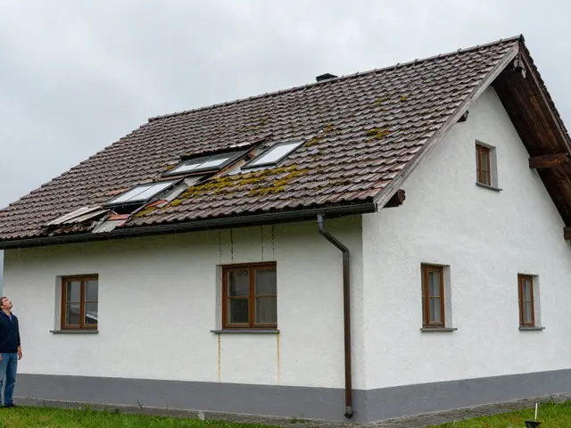 Dachsanierung: Wann ist sie beim Wohnhaus wirklich notwendig?