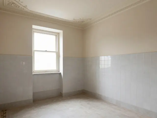 Barrierefreies Bad im Altbau: Praktische Lösungen ohne Grundrissänderung